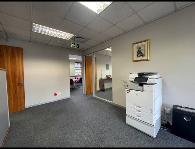 189M² OFFICE TO LET IN SANDTON CENTRAL